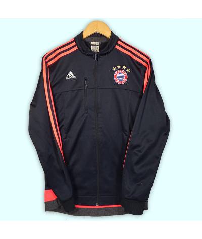 Veste Bayern Munchen Adidas, deux poches à zip, logos brodés.