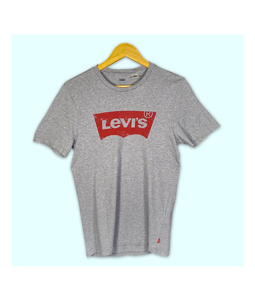 T-Shirt Levis gris et grand imprimé rouge.